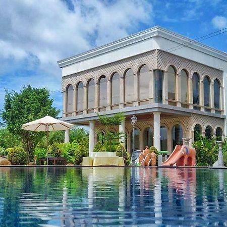 קונדפור Uva Meridian Bay Resort & Spa מראה חיצוני תמונה