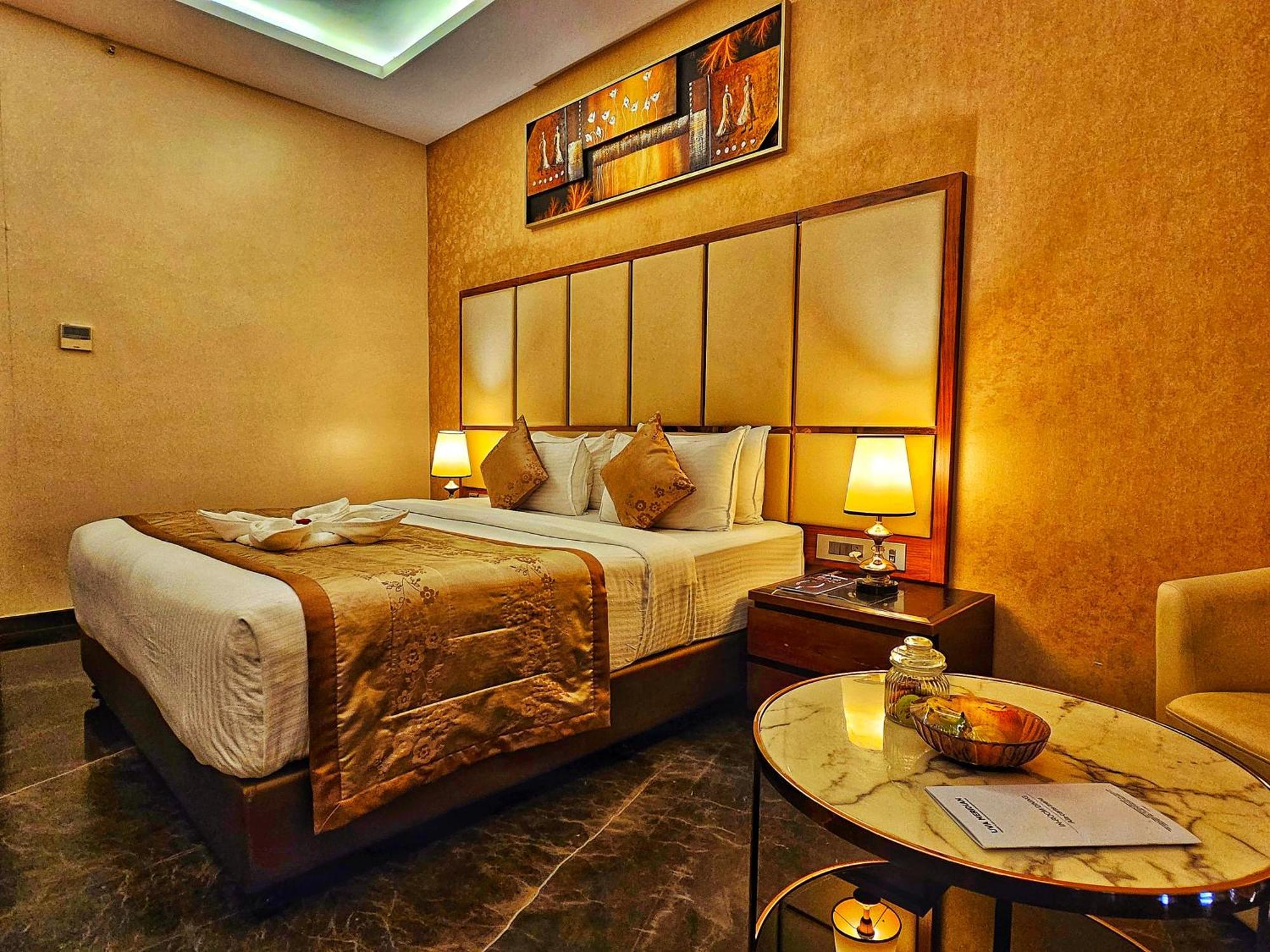 קונדפור Uva Meridian Bay Resort & Spa מראה חיצוני תמונה