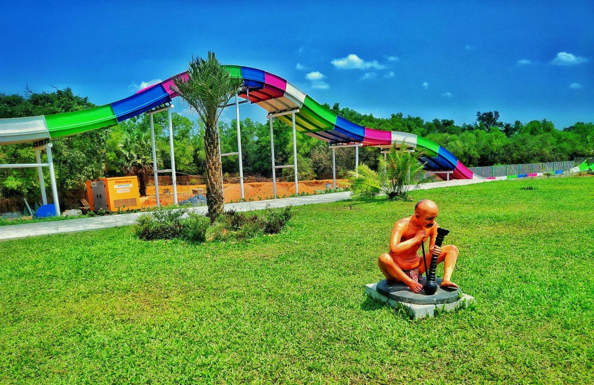 קונדפור Uva Meridian Bay Resort & Spa מראה חיצוני תמונה