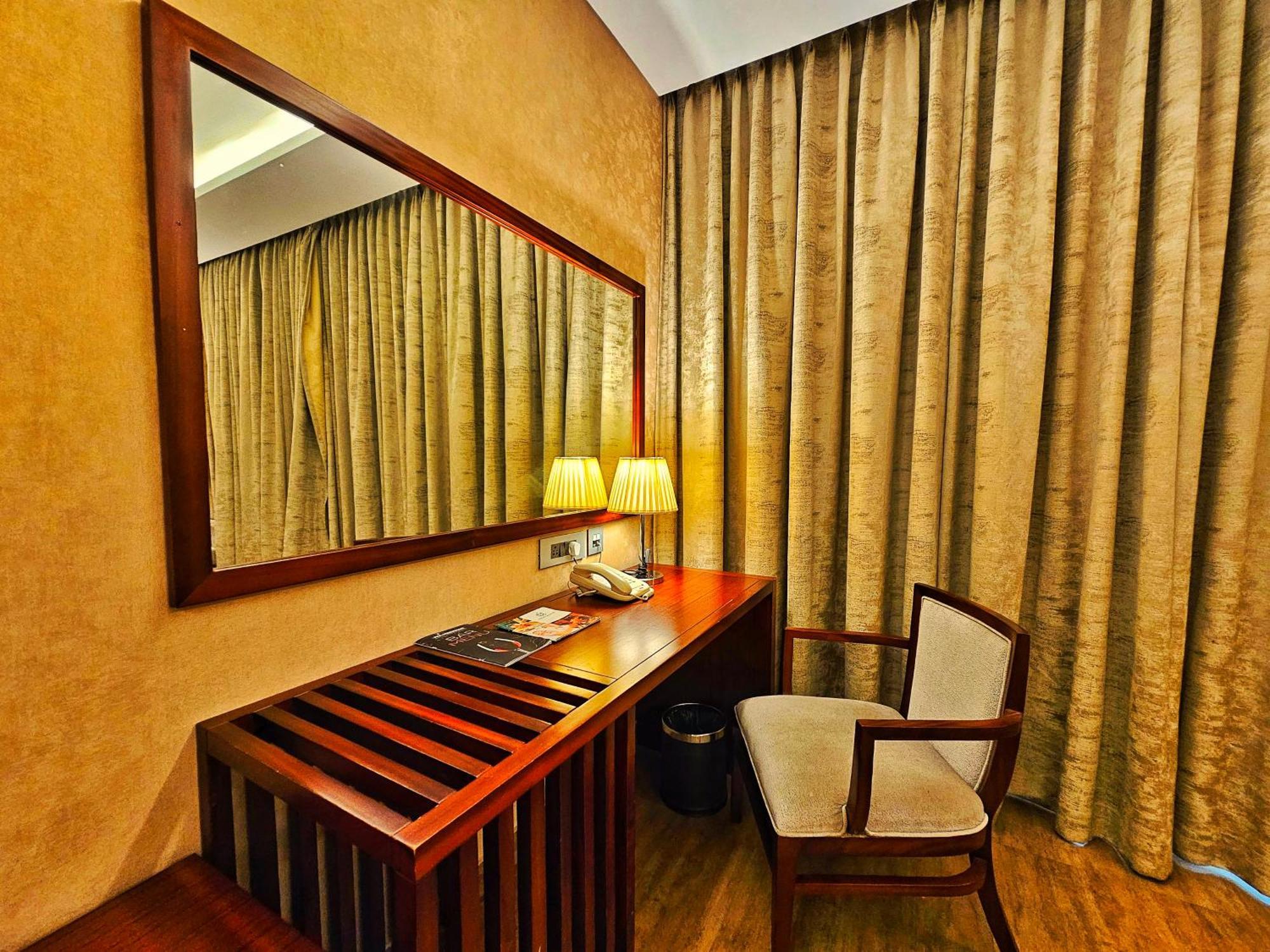 קונדפור Uva Meridian Bay Resort & Spa מראה חיצוני תמונה